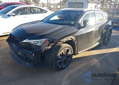 2020 Lexus Ux 200 z USA, uszkodzony, nr VIN JTHP3JBH8L2023211